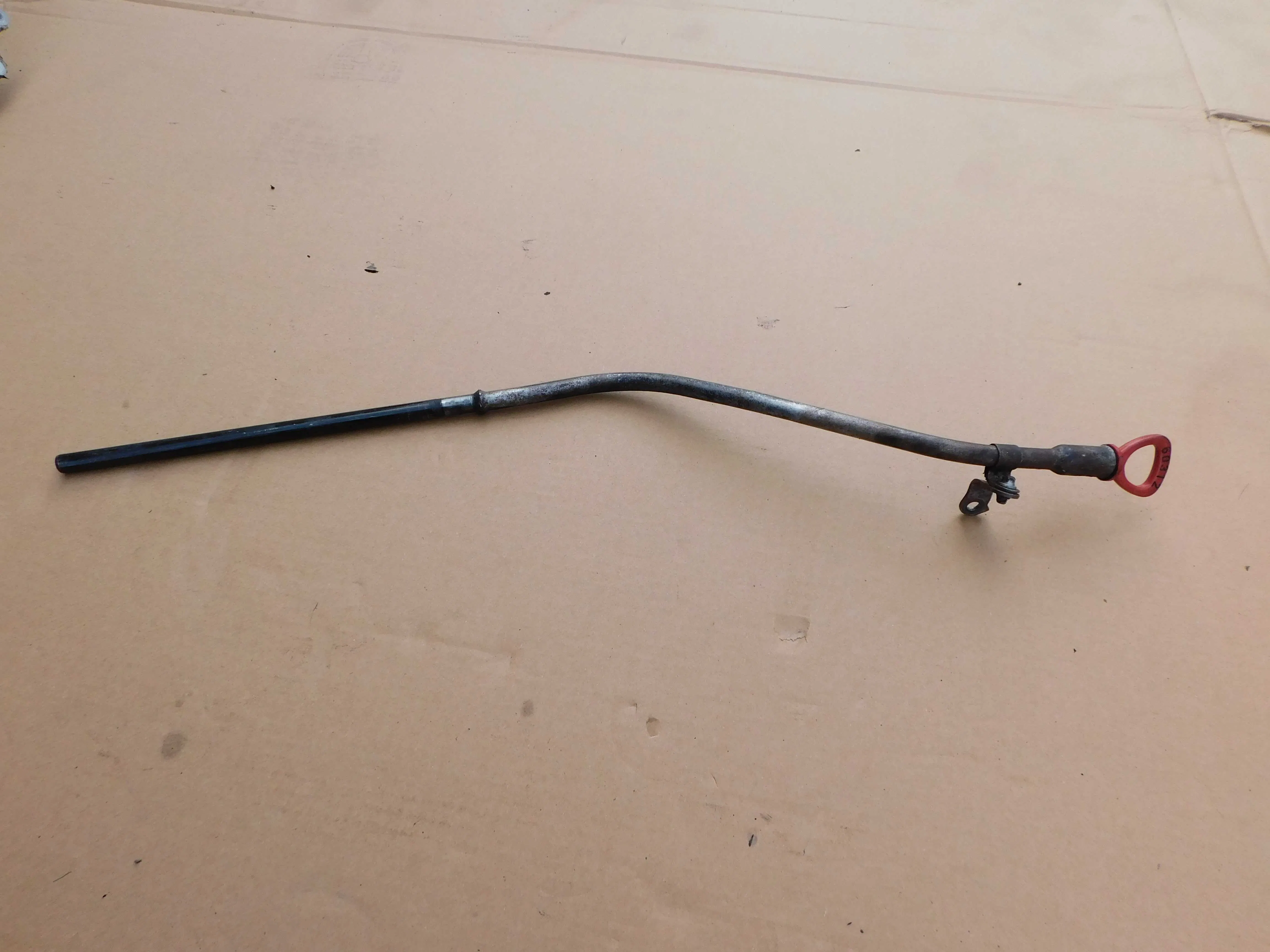 Yağ Ölçüm Çubuğu Borusu Arocs Mercedes