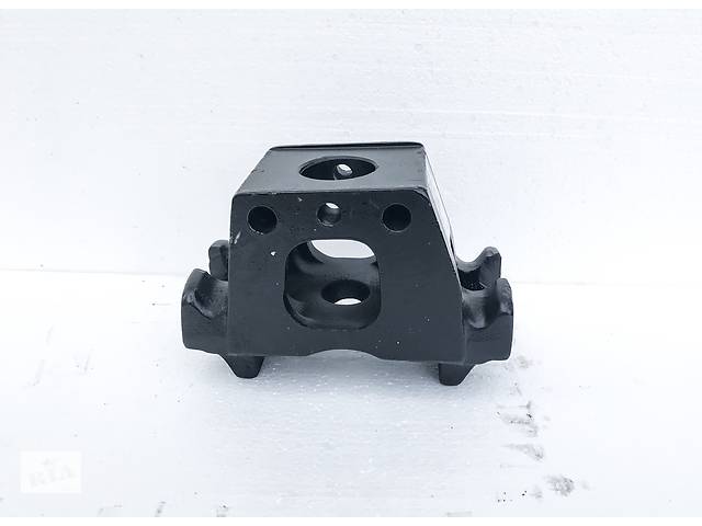 Spring Mounting Bracket Left DAF